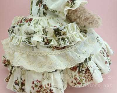 作り方☆「ヴィクトリアンドレス」Sサイズシェリーメイ等の縫いぐるみに Part 2