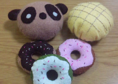 フェルトのドーナッツ